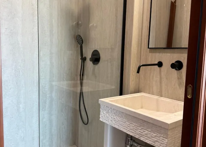 Fishta Hotel & Apartments